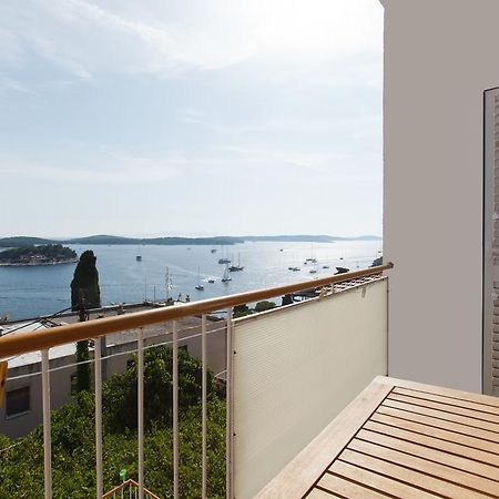 Rooms Vinka Tudor Hvar Town Kamer foto