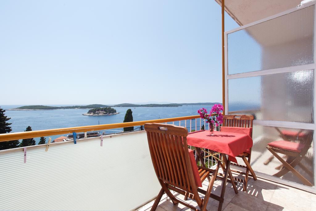 Rooms Vinka Tudor Hvar Town Kamer foto